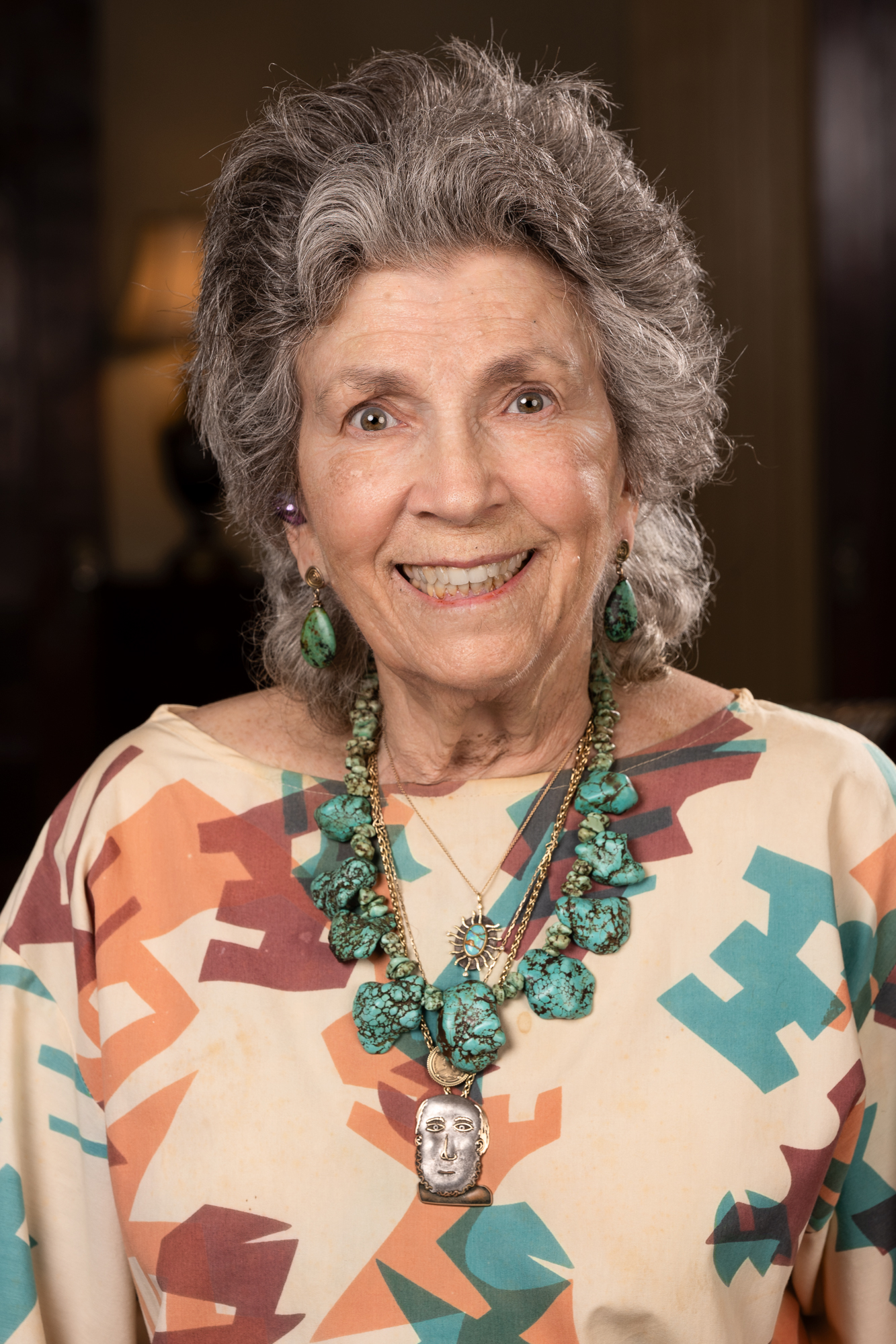 Gwen O'Looney, Member